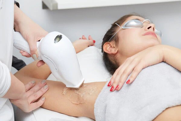 Top Hair Removal Techniques for Those Experiencing Hair Loss - Dr. Rogers-Centers.com